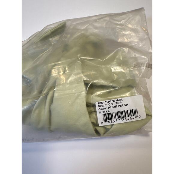 Stone Fox Swim Size XL Rico bikini Top Aloe Wash Beach Resort Cruise - Picture 7 of 8